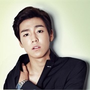 Lee Hyun-Woo