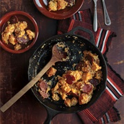 Scrambled Eggs With Bread and Chorizo (Migas Con Chorizo)