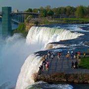 Niagara Falls, New York and Canada