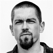 Steve Howey