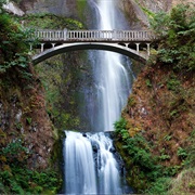 Columbia River Gorge and Multnomah Falls