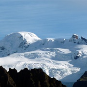Iceland - Hvannadalshnúkur - 2,111M