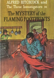 The Mystery of the Flaming Footprints (The 3 Investigators) (M.V. Carey)
