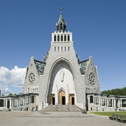 Notre-Dame-Du-Cap Basilica