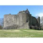Dunstaffnage Castle