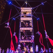 Montréal Complètement Cirque