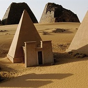 Pyramids of Somalia