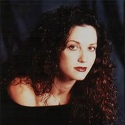 Bebe Neuwirth