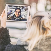 Skype With Long Distance Friends and Family