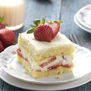 Berry Tiramisu