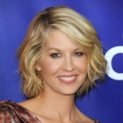 Jenna Elfman