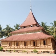 Tuo Koto Nan Ampek Mosque