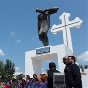 Spomenik Dobojski Logor