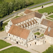 Abbaye De Noirlac