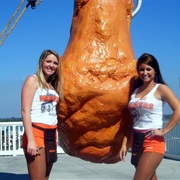 World&#39;s Largest Chicken Wing
