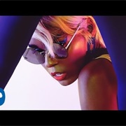 Janelle Monáe: "Make Me Feel"