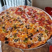 Red Zeppelin Pizza