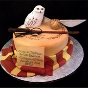 Harry Potter Birthday Cake (Red Velvet)
