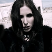 Chelsea Wolfe- Feral Love