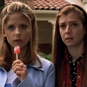 Buffy & Willow - Buffy the Vampire Slayer