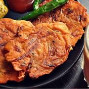 Onions Fried in Batter/ Peyaji