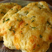 Cheddar Bay Biscuits