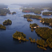 Boating Through 1000 Islands on the Canada/USA Boarder