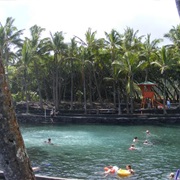 Ahulanui Warm Pond, Hawai'i