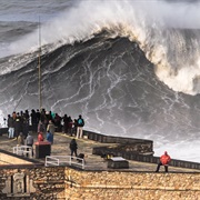 Waves at Nazare