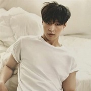 Zhang Yi Xing (Lay)