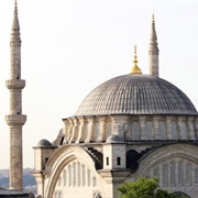 Nuruosmaniye Camii
