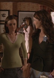 Gilmore Girls: "Raincoats and Recipes" (2004)