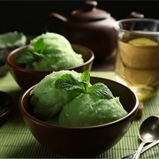 Green Tea Frozen Yogurt