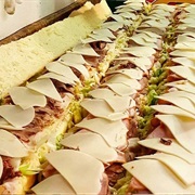 Rocco's Big City Deli: 6 Ft Sandwich With a Team