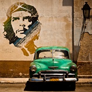 Admiring the Oldtimer Cars in Cuba
