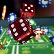 Gamble Until Losing or Winnning at Least 5000$