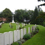 Ramparts CWGC Cemetery, Ypres