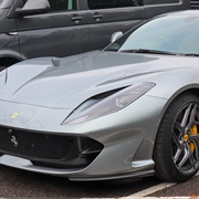 Ferrari 812