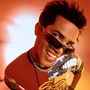 John Laguizamo - The Pest