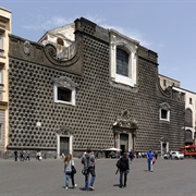 Gesù Nuovo, Naples