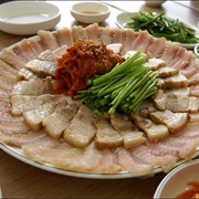 Samhap (Raw Skate + Pork + Kimchi)