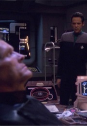 Extreme Measures (1999)