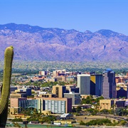 Tucson 574,000