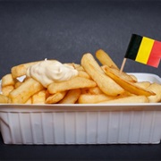 Frietjes Met Mayonaise