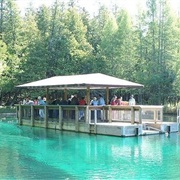 Kitch-Iti-Kipi, Manistique