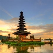 Pura Ulun Danu , Bali