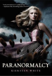 Paranormalcy (Kiersten White)