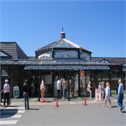 Llanfairpwllgogerychwyrbdrobwllllantysiliogogogoch