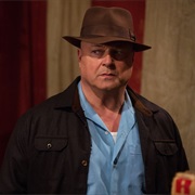 Michael Chiklis - Dell Toledo