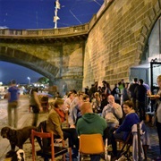 Náplavka Riverbank Nightlife, Prague